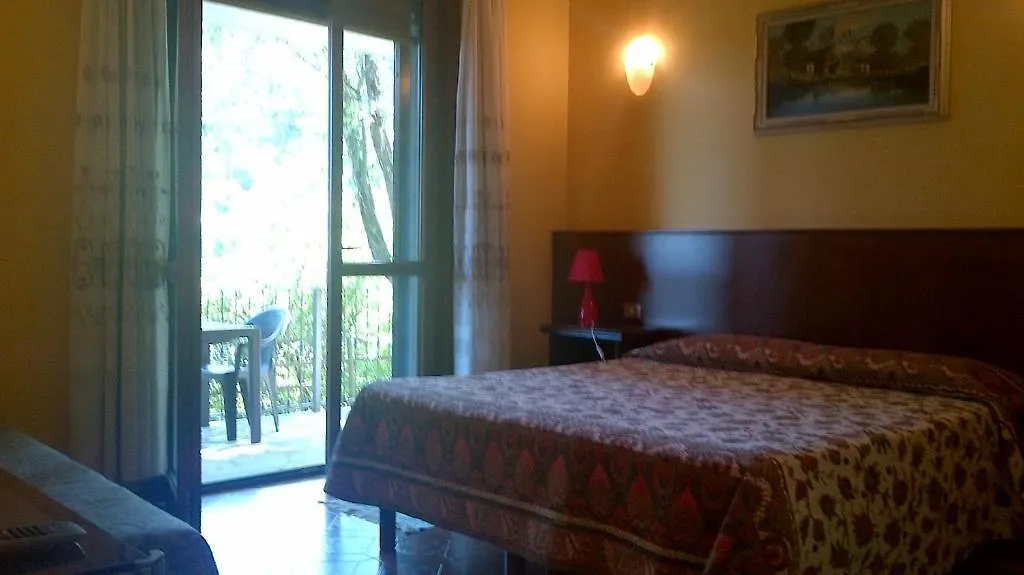 بيرغامو Villa Luna B&B 2*,  إيطاليا